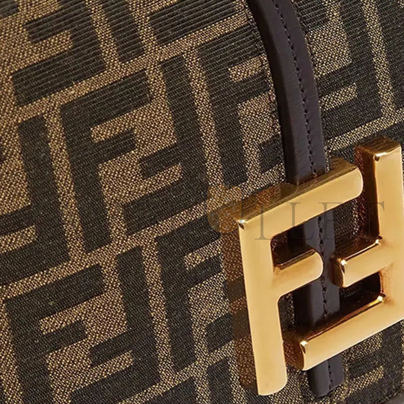 FENDI C'MON SMALL FABRIC BROWN 8BS082AQ08F1MJE (21*20*6.5)